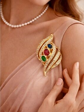 Christian Dior Brooch vintage Gripoix emerald ruby sapphire crystals gold tone